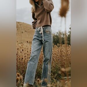 Women's High-Rise Baggy Jeans